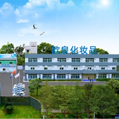 鼻翼嘴角長(cháng)粉刺怎么辦？