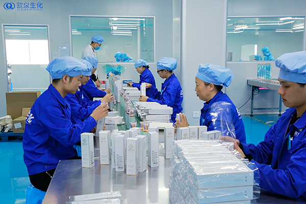 護膚品廠(chǎng)家:美膚水讓肌膚享受水潤力量-歐泉生化