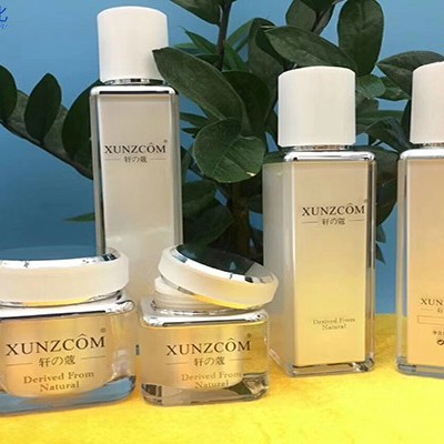 護膚品廠(chǎng)家:激素臉的有效護理方法