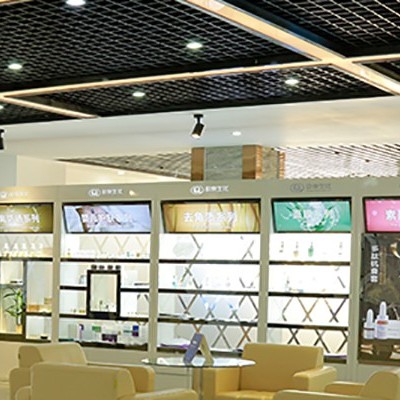 化妝品代加工:開(kāi)個(gè)什么化妝品店好？